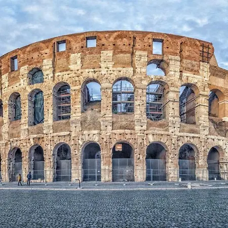 At Vatican Apartment&rooms 4* Rome