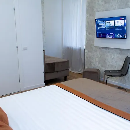 At Vatican Apartment&rooms Guest house Rome