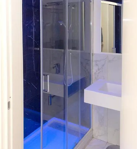 At Vatican Apartment&rooms 게스트하우스 4*